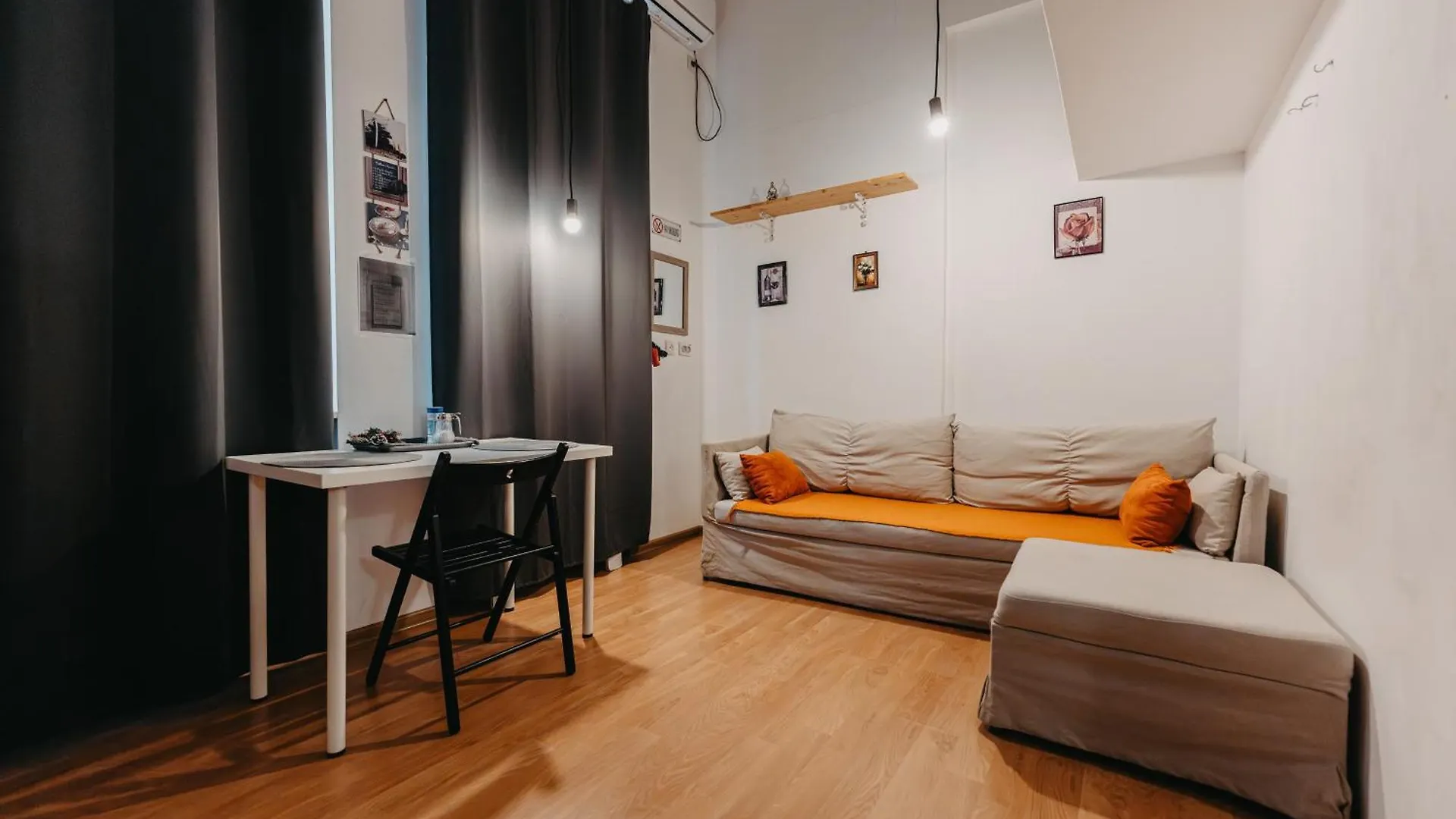 Studio Piata Amzei Nr.1 Bucharest 0*,